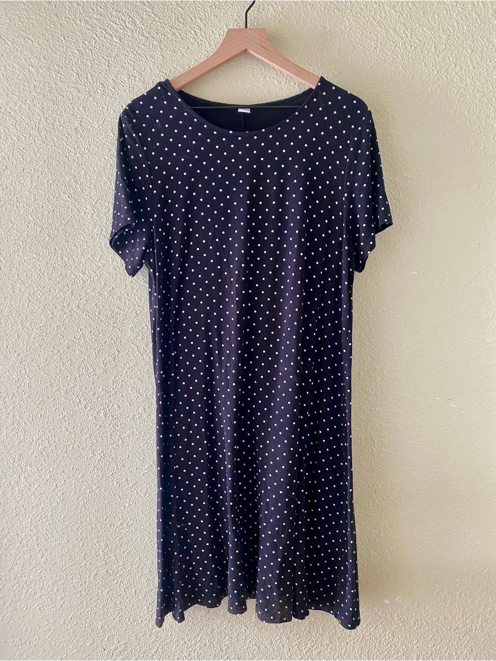 Stretchy Old Navy Black Swing Dress with White Polka Dots
